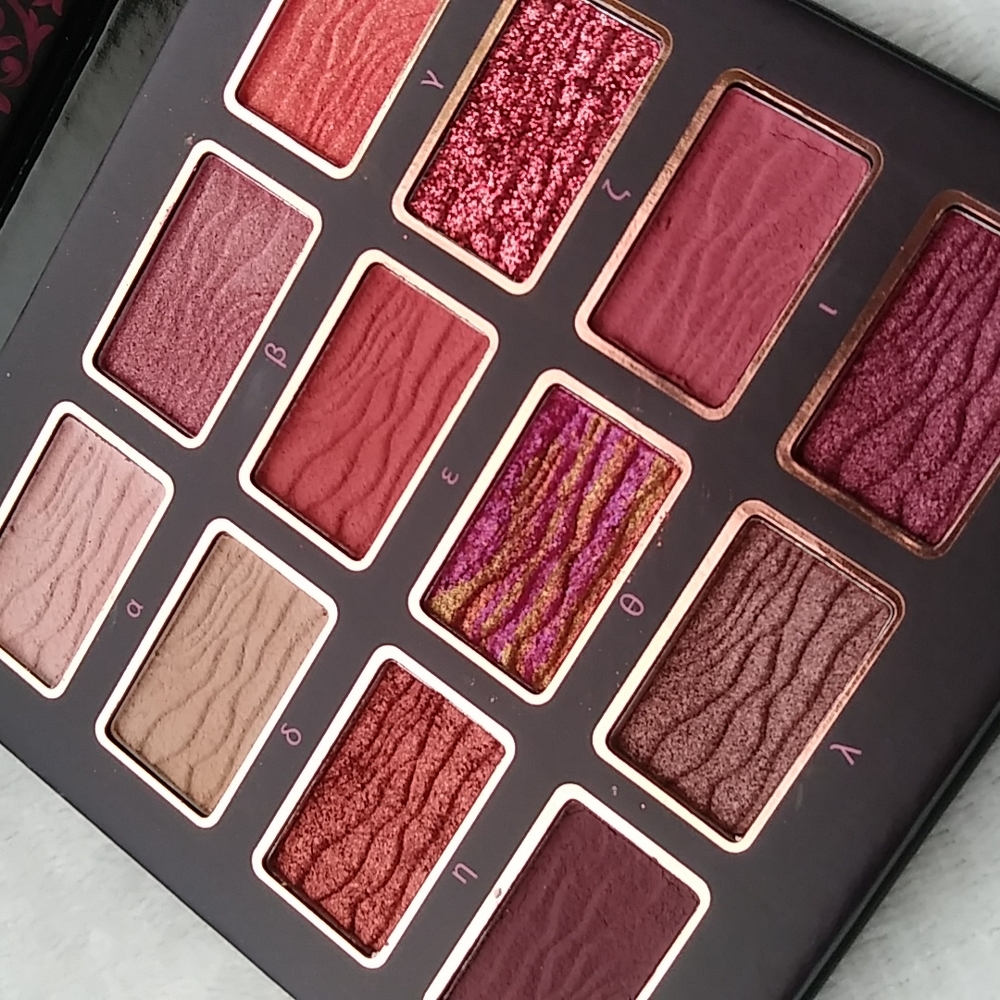 Dito Persephone Palette - luxury eyeshadow